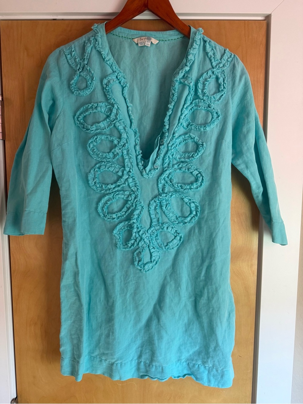 Boden Light/brighter Blue Embroidered V-Neck Tunic. Size 6